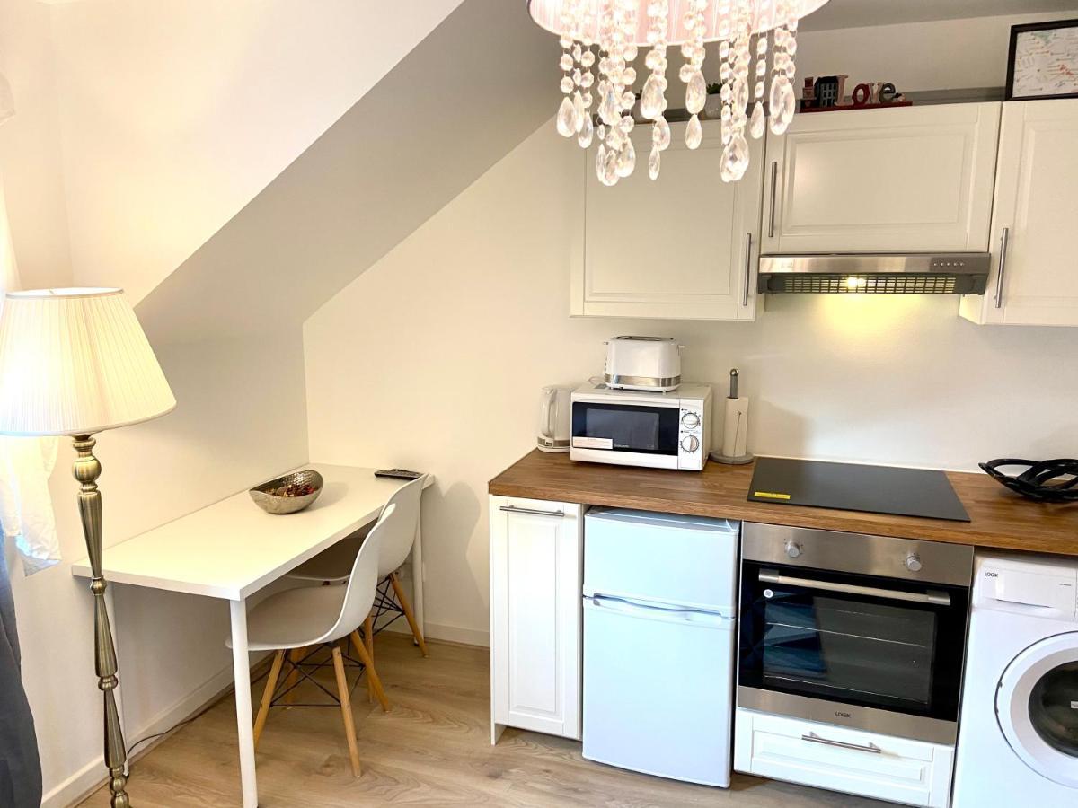 London Studio Self Contained, Newly Furbished Londres Exterior foto